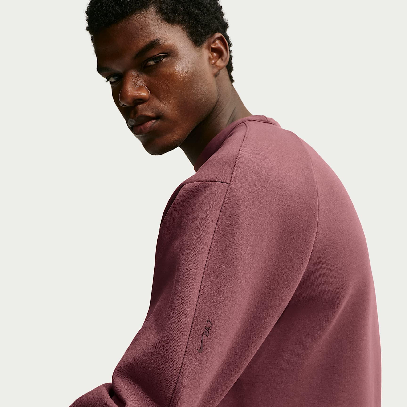 Nike 24.7 ImpossiblySoft Men's Dri-FIT Crew. Nike.com